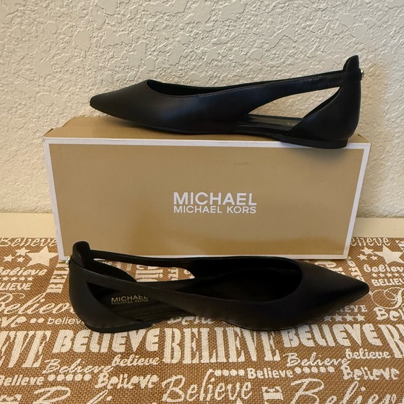 NIB MICHAEL Michael Kors Pointed Toe Flats - Picture 8 of 16